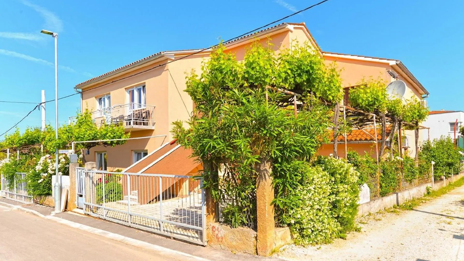 Apartment Ferienwohnung Fuer 5 Personen Ca 57 Qm In Fazana, Istrien Istrische Riviera Croatia